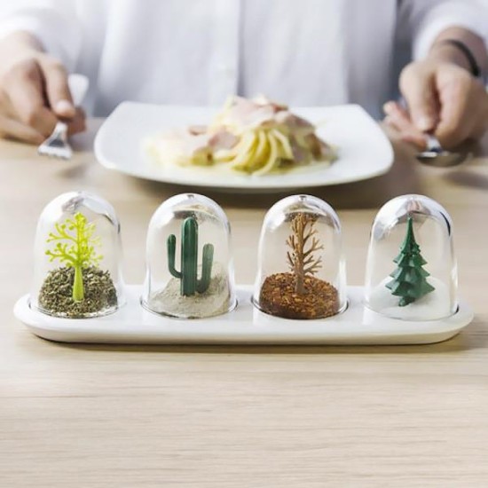 Dört Mevsim Baharatlık - Four Seasons Spice Shakers Dört Mevsim Baharatlık - Four Seasons Spice Shakers