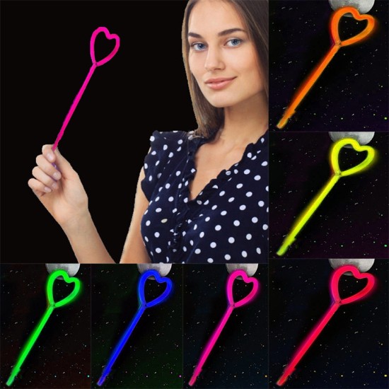 Kalp Şekili Glow Çubuk Seti 6 Adet Kalp Şekili Glow Çubuk Seti 6 Adet