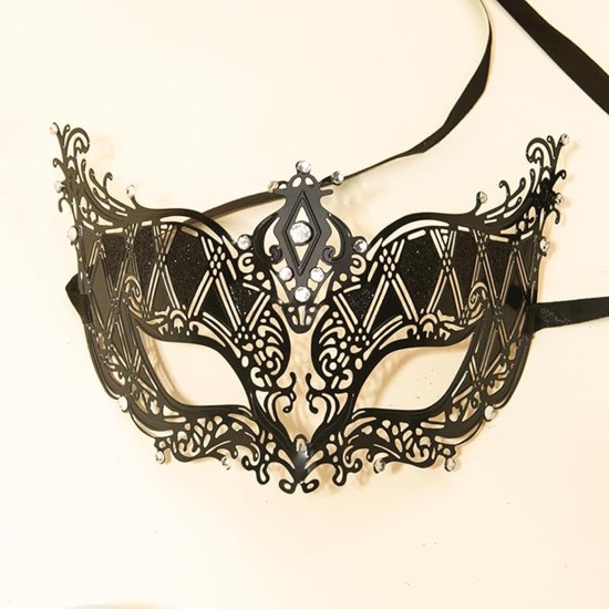 Kristal Gümüş Taşlı Siyah Lazer Kesim Metal Lüks Maske Kristal Gümüş Taşlı Siyah Lazer Kesim Metal Lüks Maske