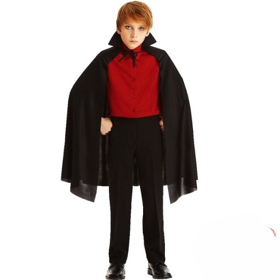 Siyah Yakalı Dracula Pelerini Siyah Yakalı Dracula Pelerini