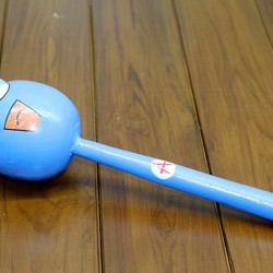 Ahşap Kedili Marakas Tekli Model 1