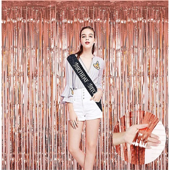 Rose Gold Püsküllü Kapı Perdesi Rose Gold Püsküllü Kapı Perdesi