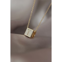 Gold Renkli Küp Model Zirkon Taşlı T Harfli Kolye