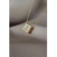 Gold Renkli Küp Model Zirkon Taşlı Z Harfli Kolye Gold Renkli Küp Model Zirkon Taşlı Z Harfli Kolye