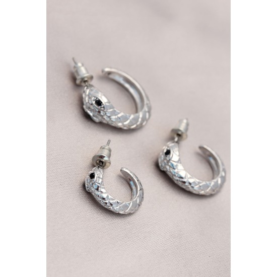 Yılan Tasarımlı Halka Model Gümüş Metal Küpe Seti Yılan Tasarımlı Halka Model Gümüş Metal Küpe Seti
