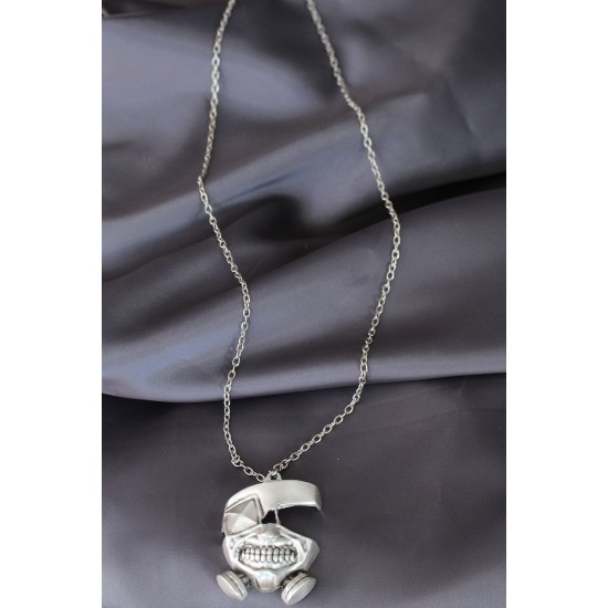 Maske Model Gümüş Renk Metal Zincirli Erkek Kolye Maske Model Gümüş Renk Metal Zincirli Erkek Kolye