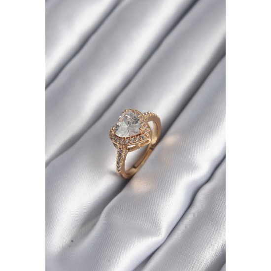 Pirinç Gold Renk Zirkon Taşlı Kalp Charm Model Kadın Yüzük Pirinç Gold Renk Zirkon Taşlı Kalp Charm Model Kadın Yüzük