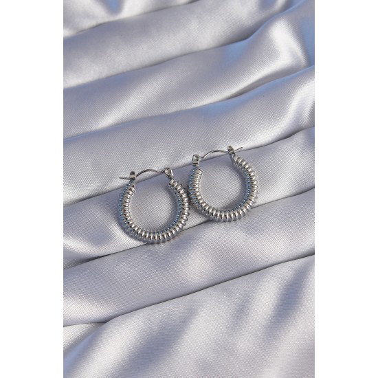 316L Çelik Gümüş Renk Oval Tasarımlı Tırtıklı Küpe 316L Çelik Gümüş Renk Oval Tasarımlı Tırtıklı Küpe