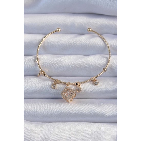Pirinç Altın Renk Zirkon Taşlı Yonca Model Charm Bileklik Pirinç Altın Renk Zirkon Taşlı Yonca Model Charm Bileklik