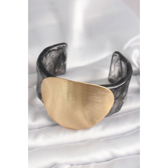 Siyah Mermer Desen Akrilik Plastik Gold Daire Plaka Model Vintage Kadın Bilezik Siyah Mermer Desen Akrilik Plastik Gold Daire Plaka Model Vintage Kadın Bilezik