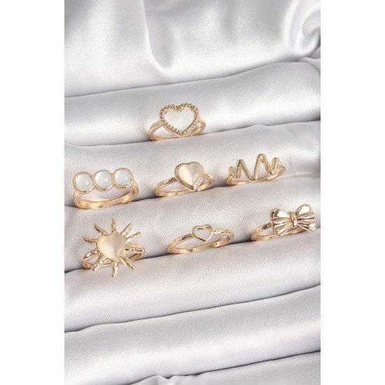 Pirinç Gold Renk Beyaz Mineli Kalp Model Kurdele Detay Kadın Küpe Kombini Pirinç Gold Renk Beyaz Mineli Kalp Model Kurdele Detay Kadın Küpe Kombini