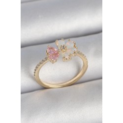 Pirinç Gold Renk Beyaz Mineli Pembe Zirkon Taşlı Çiçek Model Kadın Yüzük