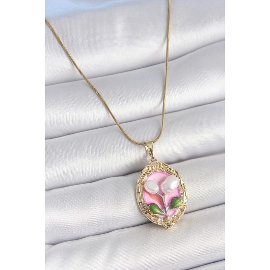 316L Çelik Gold Renk Zincir Pembe Mineli İncili Çiçek İşlemeli Portre Model Kadın Kolye 316L Çelik Gold Renk Zincir Pembe Mineli İncili Çiçek İşlemeli Portre Model Kadın Kolye
