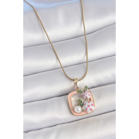 316L Çelik Gold Renk Zincir Pembe Mineli Kare Model Çiçek İşlemeli İnci Detay Kadın Kolye 316L Çelik Gold Renk Zincir Pembe Mineli Kare Model Çiçek İşlemeli İnci Detay Kadın Kolye