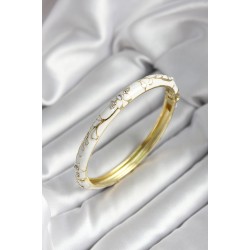 Mineli Pirinç Beyaz Çiçek Desenli Zirkon Taşlı Gold Renk Kadın Kelepçe