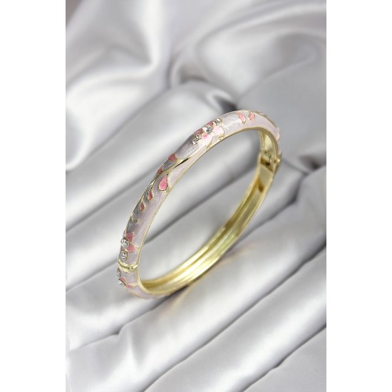 Mineli Pirinç Pembe Çiçek Desenli Gold Renk Kadın Kelepçe Mineli Pirinç Pembe Çiçek Desenli Gold Renk Kadın Kelepçe