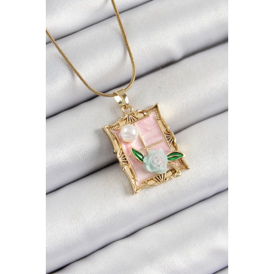 316L Çelik Zincir Pembe Sanatsal Portre İnci Detaylı Gül Figürlü Model Gold Renk Kadın Kolye 316L Çelik Zincir Pembe Sanatsal Portre İnci Detaylı Gül Figürlü Model Gold Renk Kadın Kolye