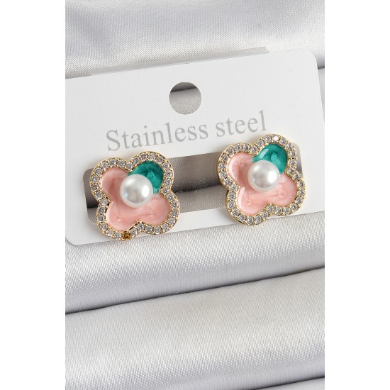 Pirinç Pembe Mineli İnci Detaylı Zirkon Taşlı Sanatsal Portre Yonca Model Gold Renk Kadın Küpe Pirinç Pembe Mineli İnci Detaylı Zirkon Taşlı Sanatsal Portre Yonca Model Gold Renk Kadın Küpe