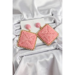 Pembe Kare Figürlü Hasır Örgü Model Gold Renk Kadın Küpe