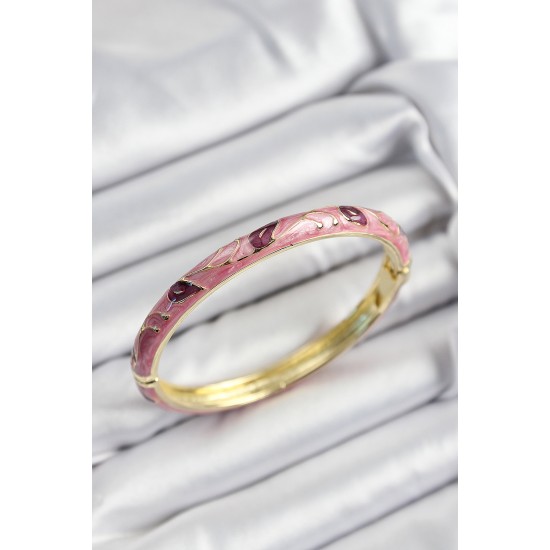 Mineli Pirinç Pembe Ve Fuşya Yaprak Motifli Gold Renk Kadın Kelepçe Mineli Pirinç Pembe Ve Fuşya Yaprak Motifli Gold Renk Kadın Kelepçe