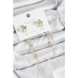 Pirinç Zirkon Taşlı Sallantılı Kelebek Model Gold Renk 925 Ayar Gümüş Çivi Kadın Küpe