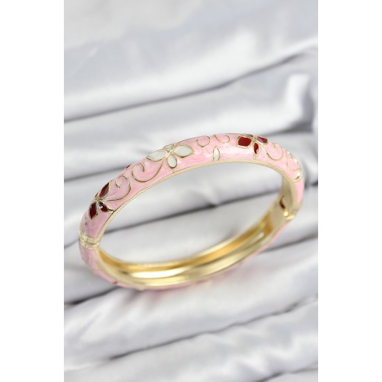 Mineli Pirinç Pembe Çiçek Motifli Gold Kadın Kelepçe Mineli Pirinç Pembe Çiçek Motifli Gold Kadın Kelepçe