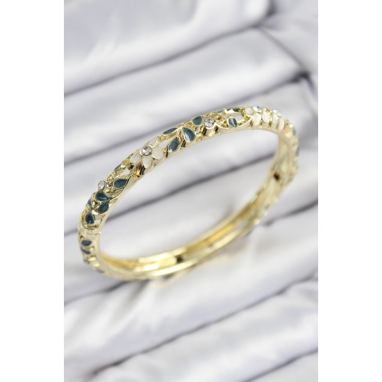 Mineli Pirinç Zirkon Taşlı Yeşil Krem Çiçek Motifli Gold Kadın Kelepçe Mineli Pirinç Zirkon Taşlı Yeşil Krem Çiçek Motifli Gold Kadın Kelepçe