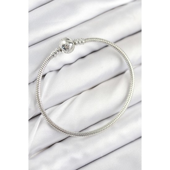 Pirinç Charm Topcuk Model Gümüş Renk Kadın Bileklik Pirinç Charm Topcuk Model Gümüş Renk Kadın Bileklik