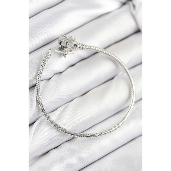 Pirinç Charm Zirkon Taşlı Yıldız Model Gümüş Renk Kadın Bileklik Pirinç Charm Zirkon Taşlı Yıldız Model Gümüş Renk Kadın Bileklik