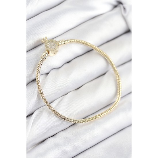 Pirinç Charm Zirkon Taşlı Taç Model Gold Renk Kadın Bileklik Pirinç Charm Zirkon Taşlı Taç Model Gold Renk Kadın Bileklik