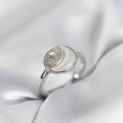 Ay Yıldız Model Gümüş Renk Zirkon Taşlı Kadın Yüzük