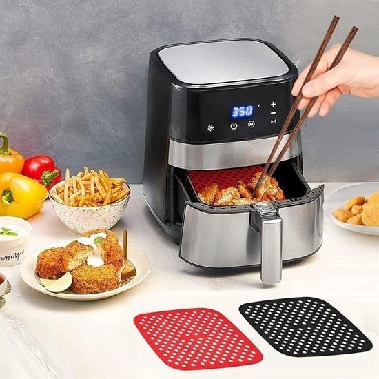 Renkli Isıya Dayanıklı Yıkanılabilir Silikon Fırın Ve Airfryer Kare Pişirme Matı 21,5 Cm Renkli Isıya Dayanıklı Yıkanılabilir Silikon Fırın Ve Airfryer Kare Pişirme Matı 21,5 Cm