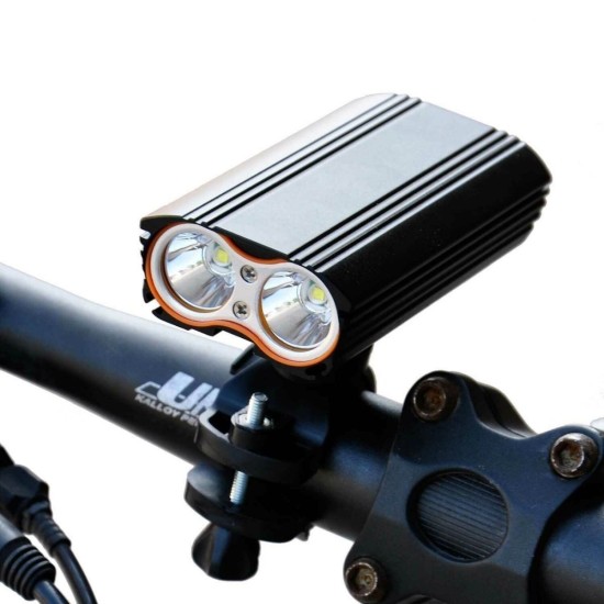 Şarj Göstergeli Uzun Menzil Su Geçirmez LED Bisiklet Feneri 1600 Lumen Şarj Göstergeli Uzun Menzil Su Geçirmez LED Bisiklet Feneri 1600 Lumen