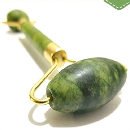 Özel Süngerli Kutusunda Kırılmaz Çift Taraflı 2li Cilt Yüz Masaj Aleti Jade Roller Yeşim Taş Özel Süngerli Kutusunda Kırılmaz Çift Taraflı 2li Cilt Yüz Masaj Aleti Jade Roller Yeşim Taş
