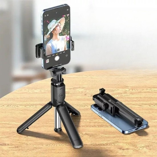 Masaüstü Tripod Olabilen Telefon Tutuculu Kablosuz Kumandalı Selfie Çubuğu Masaüstü Tripod Olabilen Telefon Tutuculu Kablosuz Kumandalı Selfie Çubuğu