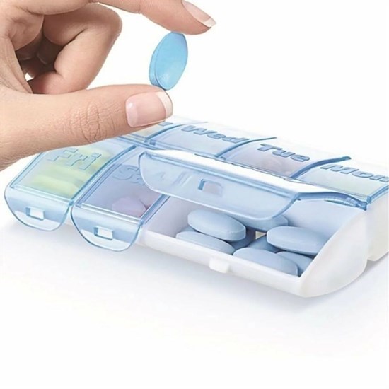 Haftalık 7 Bölmeli İlaç Saklama ve Hatırlatma Kutusu