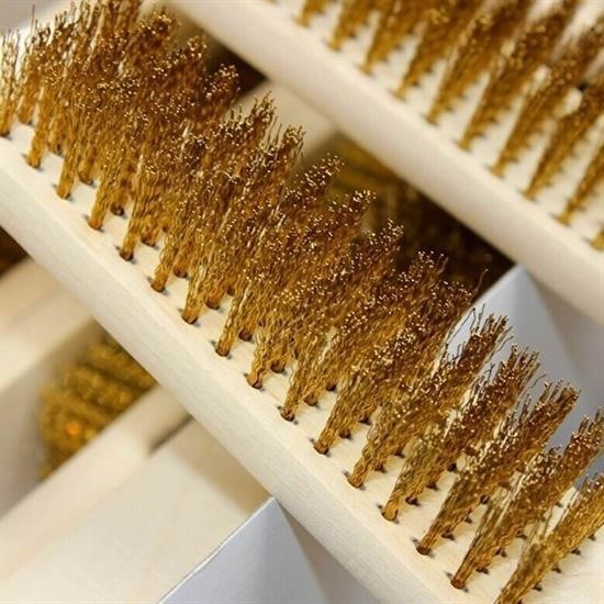 Metal Telli Fırça Ahşap Saplı Pas Kir Sökme Temizleme Fırçası Metal Telli Fırça Ahşap Saplı Pas Kir Sökme Temizleme Fırçası