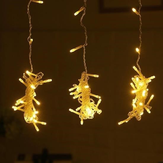 8 Fonksiyonlu 200 Led 10 Saçak Şerit Led 2x2 Perde İp Led (Gün Işığı) 8 Fonksiyonlu 200 Led 10 Saçak Şerit Led 2x2 Perde İp Led (Gün Işığı)