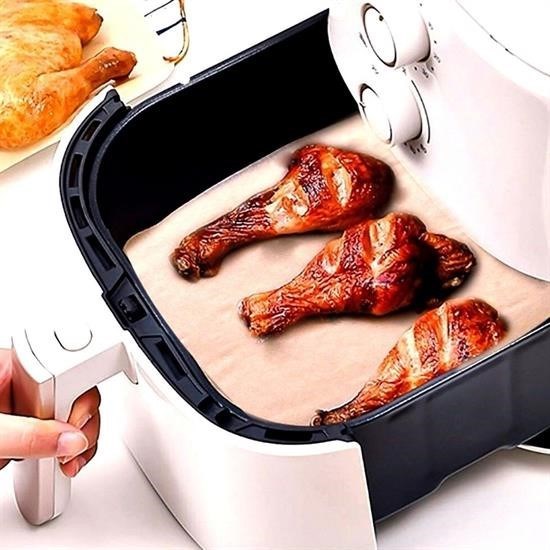 100 Adet Air Fryer Pişirme Kağıdı Tek Kullanımlık Yağ Su Geçirmez Yapışmaz Deliksiz Düz Kare Model 100 Adet Air Fryer Pişirme Kağıdı Tek Kullanımlık Yağ Su Geçirmez Yapışmaz Deliksiz Düz Kare Model