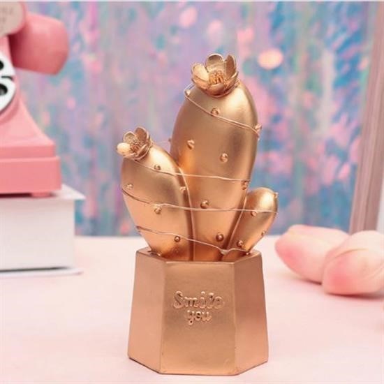 Led Işıklı Sevimli Kaktüs Dekoratif Masa Lambası Mini Biblo Gece Lambası Gold Led Işıklı Sevimli Kaktüs Dekoratif Masa Lambası Mini Biblo Gece Lambası Gold