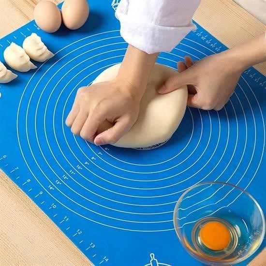 40*50 cm Silikon Ölçekli Kullanımı Kolay Hamur Açma Matı Ekmek Mantı Makarna Hamuru Yoğurma 40*50 cm Silikon Ölçekli Kullanımı Kolay Hamur Açma Matı Ekmek Mantı Makarna Hamuru Yoğurma