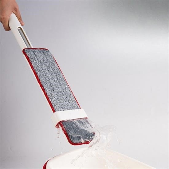 Spreyli ve Sıkmalı Mop 2in1 Temizlik Seti Spreyli ve Sıkmalı Mop 2in1 Temizlik Seti