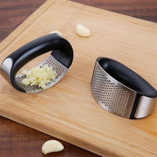 Yeni Sarımsak Ezici Paslanmaz Çelik Garlic Press Yeni Sarımsak Ezici Paslanmaz Çelik Garlic Press
