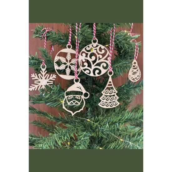 6 Parça Kırmızı Beyaz İpli Noel Babalı ve Kar Tanesi Model Ahşap Yılbaşı Ağaç Süsü 6 Parça Kırmızı Beyaz İpli Noel Babalı ve Kar Tanesi Model Ahşap Yılbaşı Ağaç Süsü
