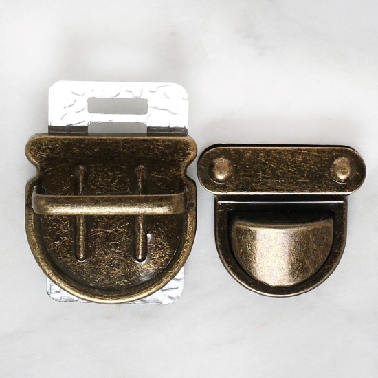 Loren Metal Çanta Kilidi Orta Antik Sarı Loren Metal Çanta Kilidi Orta Antik Sarı