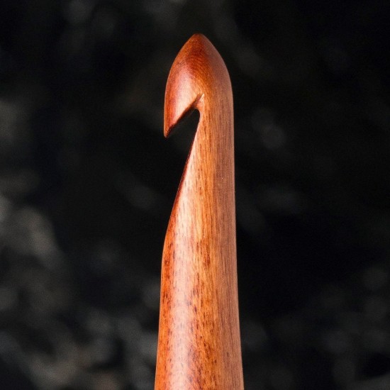 La Mia Rosewood 9 mm 15.5 cm Ahşap Yün Tığ La Mia Rosewood 9 mm 15.5 cm Ahşap Yün Tığ